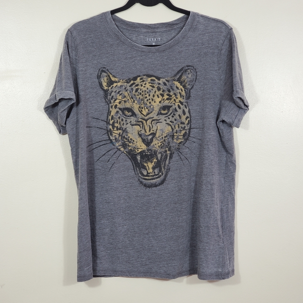 NEW Torrid Womens Distressed Leopard Tee - Picture 5 of 12